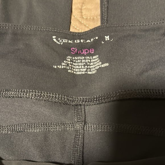 Tek Gear workout pants - Picture 2 of 4